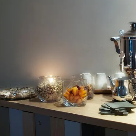 农家乐 波斯特戴尔丘尔吉酒店 *