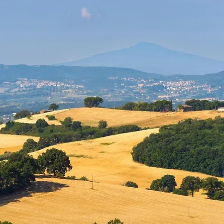 农家乐 波斯特戴尔丘尔吉酒店 Petrignano Del Lago