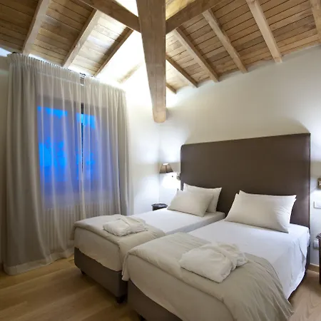 农家乐 波斯特戴尔丘尔吉酒店 Petrignano Del Lago