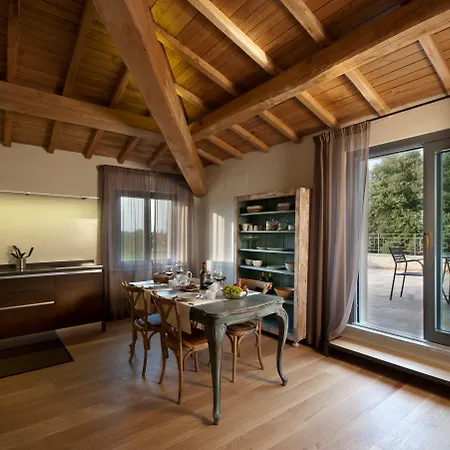 波斯特戴尔丘尔吉酒店 农家乐