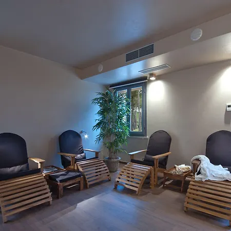 农家乐 波斯特戴尔丘尔吉酒店