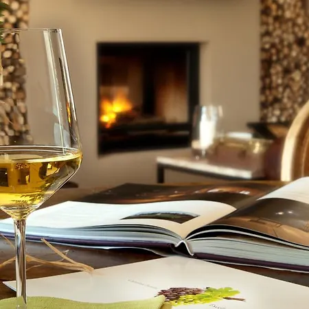 波斯特戴尔丘尔吉酒店 Petrignano Del Lago